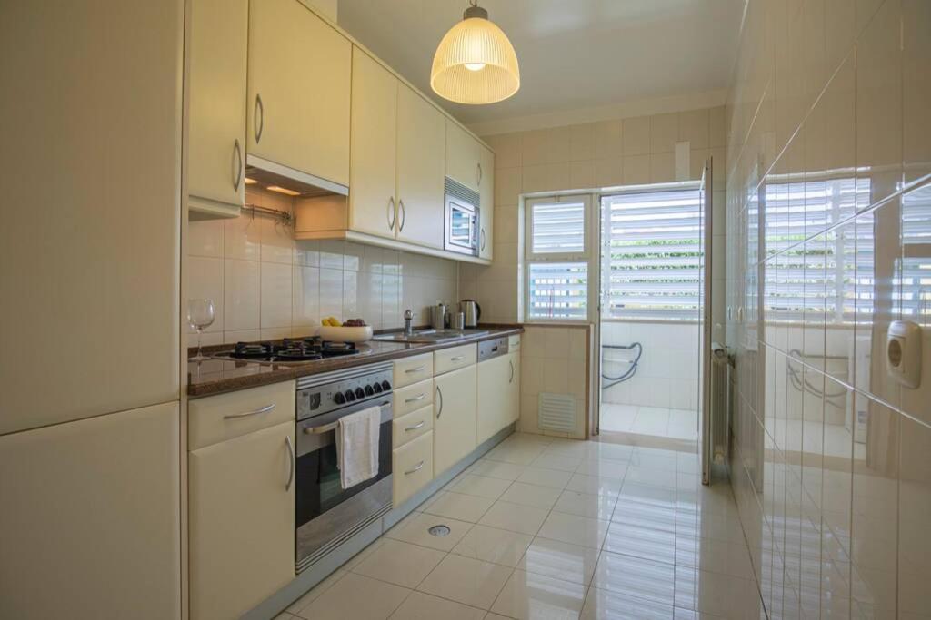 Stunning Apartment W/ Pool Cascais Esterno foto