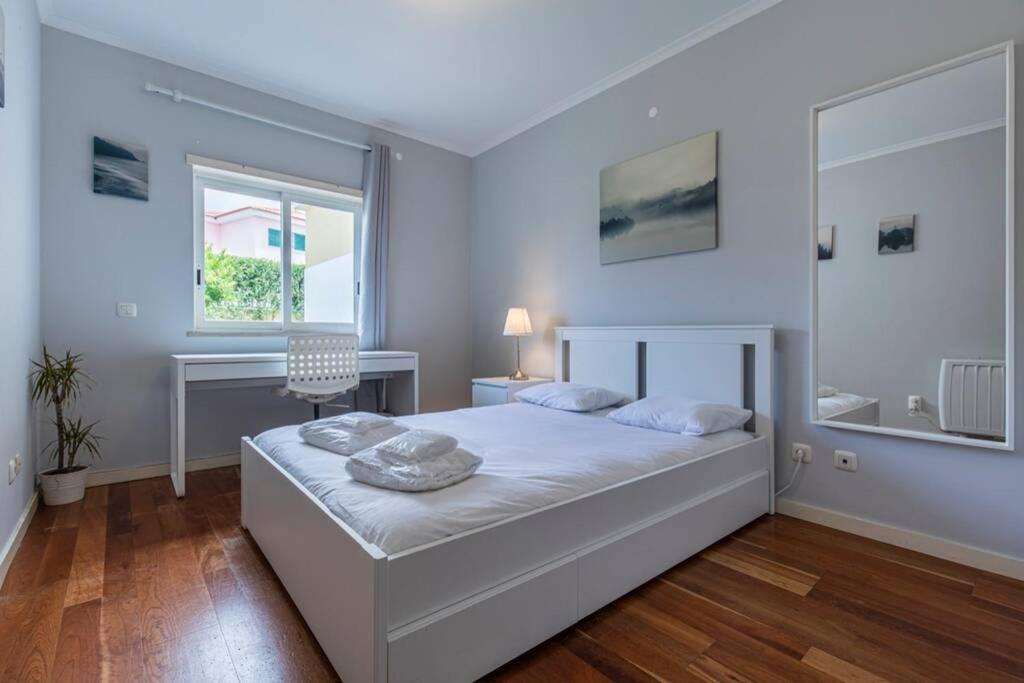 Stunning Apartment W/ Pool Cascais Esterno foto